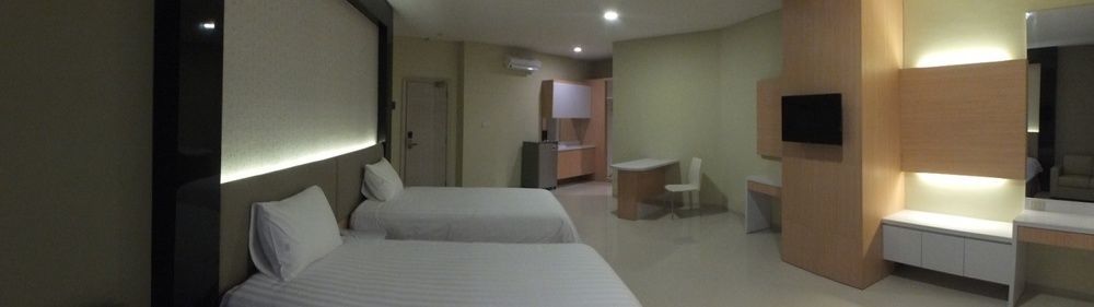 Studio Inn And Suites Semarang Bagian luar foto